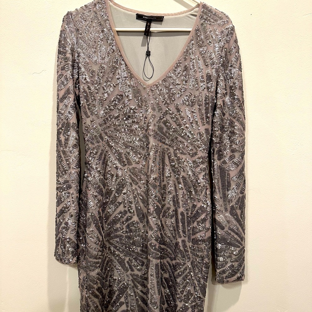 BCBG Maxazria dress. Sequin. Gray. Size M.